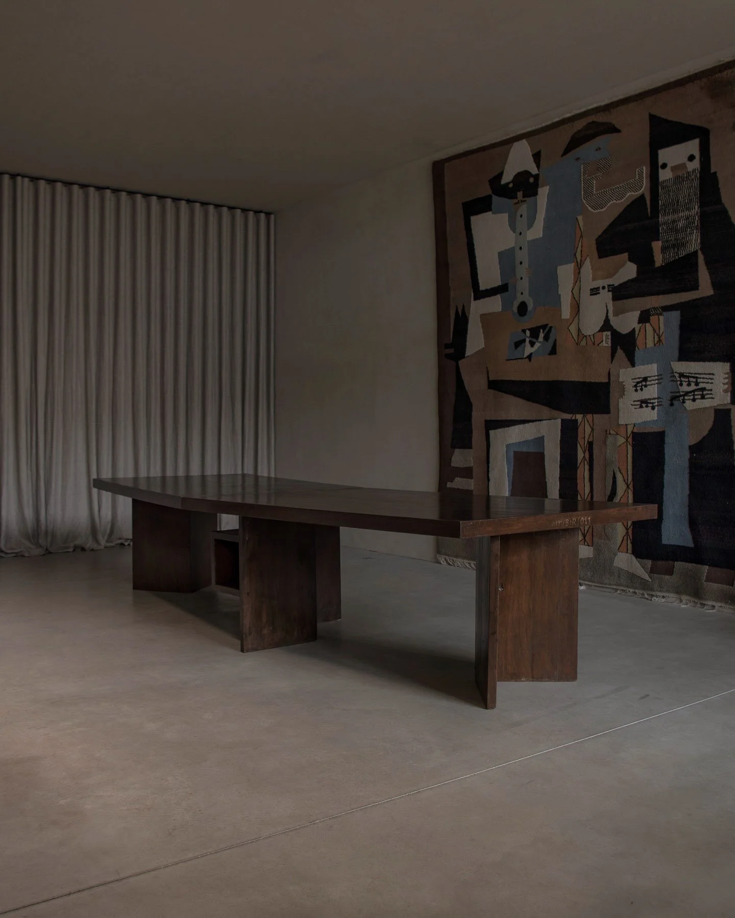 Le Corbusier - Authentic LC-TAT-07-A - the Minister's Desk — Bicci